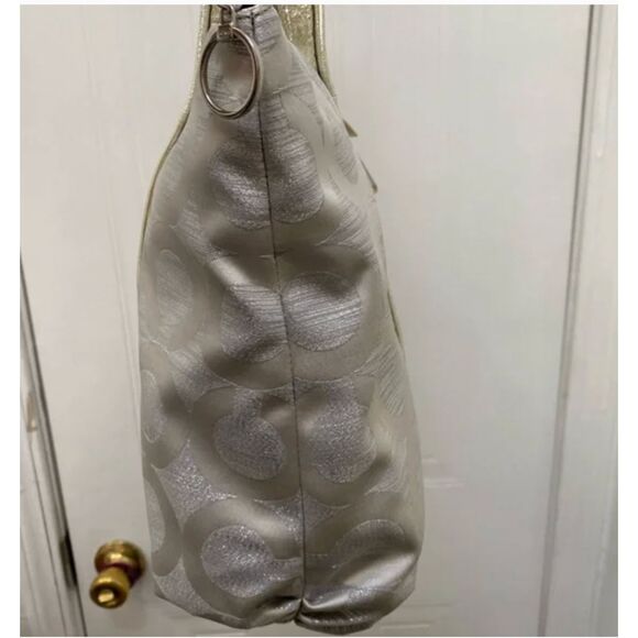 Coach Poppy Op Art Glam Signature Tote Bag - Picture 12 of 16